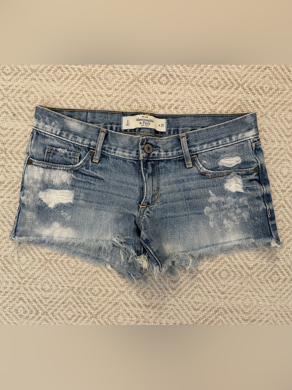 Y2K Abercrombie & Fitch Light Blue Distressed Denim Cutoff Shorts - Size 0